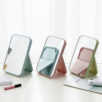 Beauty Mirror Nr. 4, faltbar